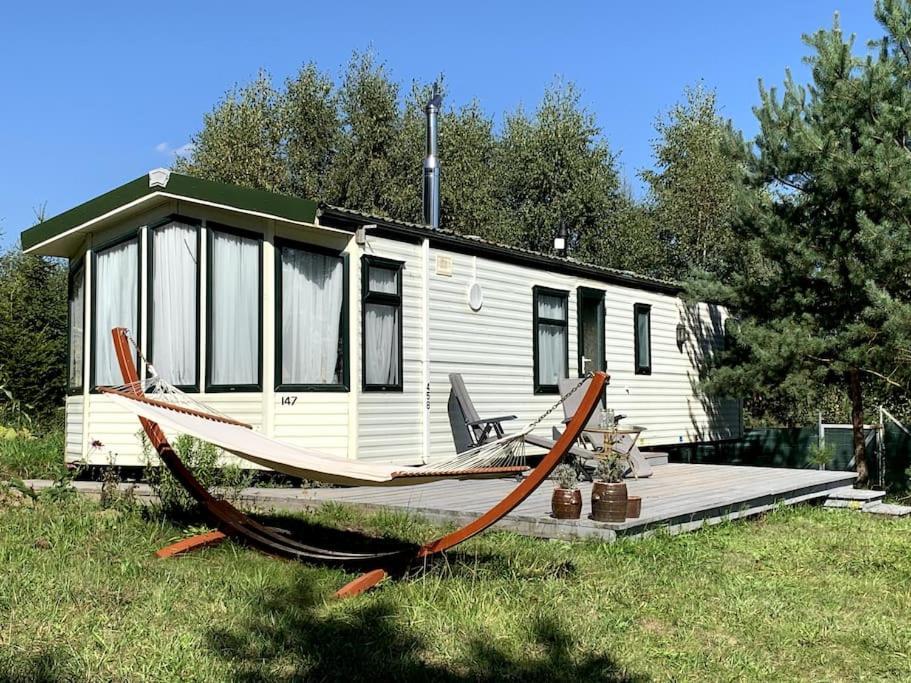 Domek Holenderski Jasnotka Golubie Exteriér fotografie